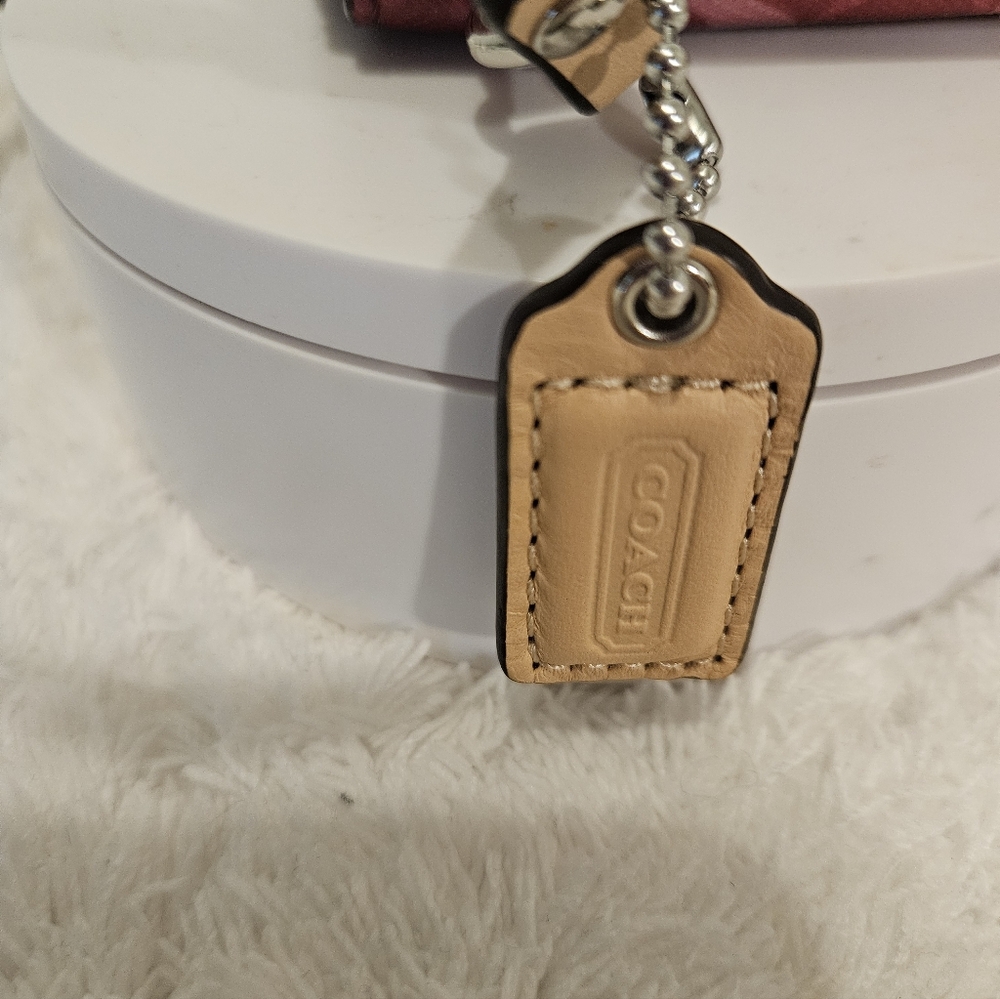 Coach Signature Nwot Wristlet in Burgundy - Picture 6 of 11